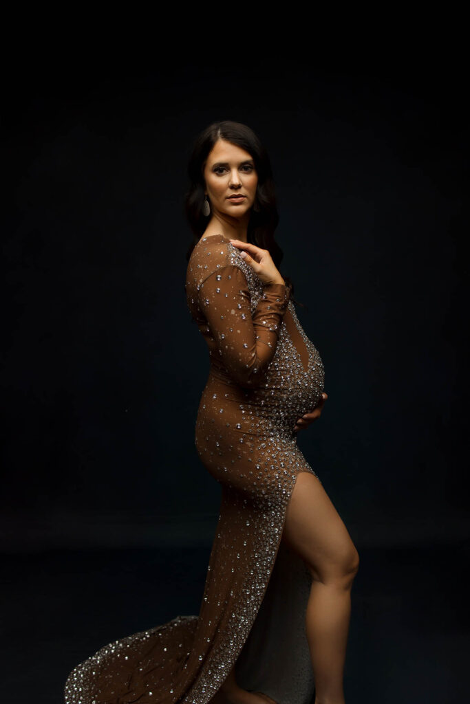 maternity-photos-studio-farragut-tennessee